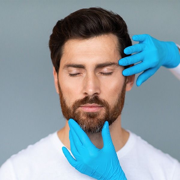 chirurgie_esthetique_chez_l_homme_visage_corps_et_tendances_en_2026_a_geneve